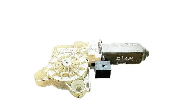Rear door window regulator with motor
