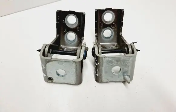Peugeot 308 Rear door hinge set 