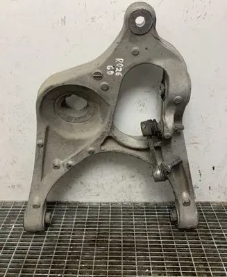 Mercedes-Benz ML W166 Rear upper control arm/wishbone A16605