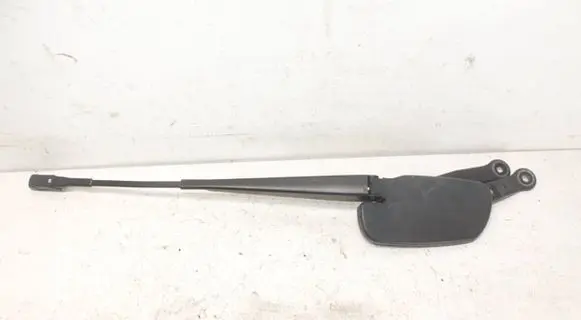 Mercedes-Benz CLA C117 X117 W117 Front wiper blade arm A1768203600