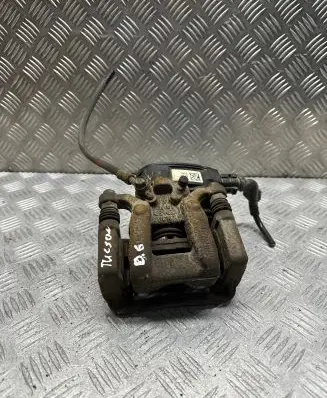 Hyundai Tucson TL Rear brake caliper