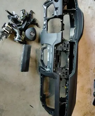 Volkswagen Touran III Dashboard 5TA