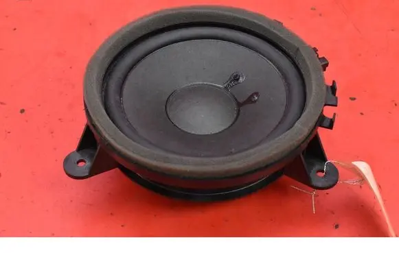 Volvo S60 Subwoofer speaker 30657445