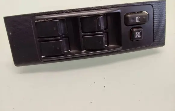 Toyota Corolla Verso E121 Electric window control switch 848200F030 37073C342B06