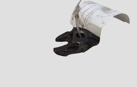 Citroen C4 II Picasso Fuel Injector clamp holder