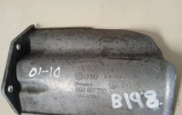 Audi A3 S3 8V Other engine bay part 5Q0407720