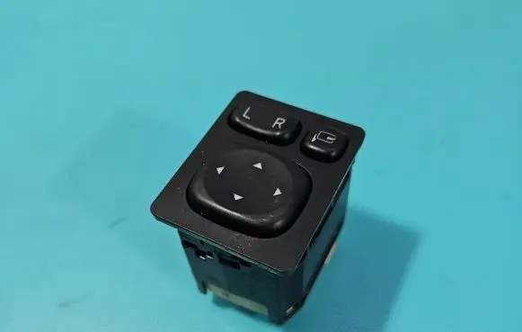 Toyota Auris E180 Electric window control switch 183779 IMPRK1568637