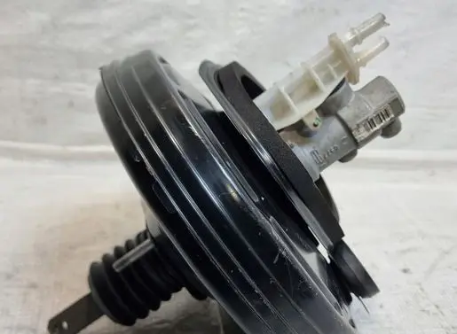 Opel Meriva B Brake booster 13257625