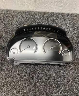 BMW X5 F15 Speedometer (instrument cluster) 8795235