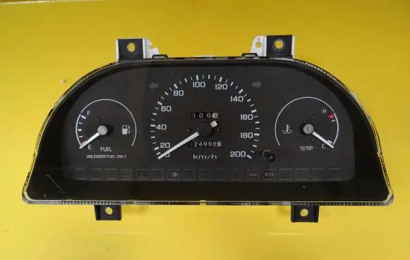 Hyundai Pony Speedometer (instrument cluster) 71112221 78811580