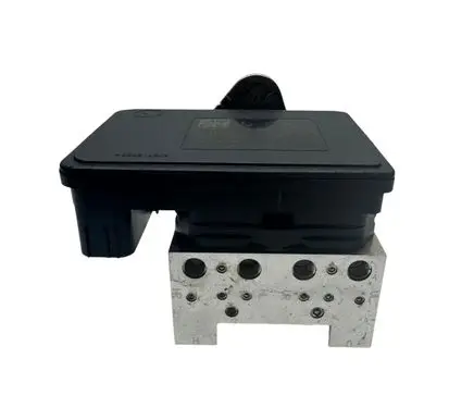 Mercedes-Benz C AMG W205 ABS Pump A2539011400