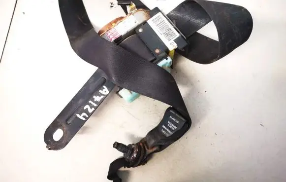 Nissan Almera Tino Front seatbelt 86884bu000