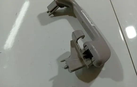 Toyota Avensis T250 Rear interior roof grab handle