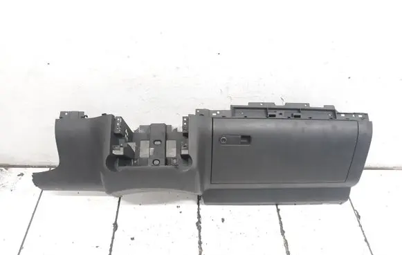 Volkswagen Touareg I Glove box set 7L6858904