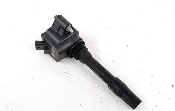 BMW 4 F36 Gran coupe High voltage ignition coil 8678438 77460003