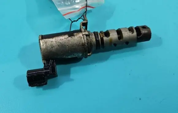 Camshaft position sensor