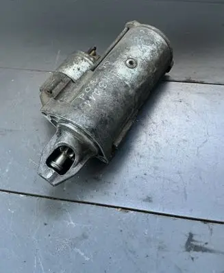 Mercedes-Benz E W211 Starter motor A0051518901 D7G15