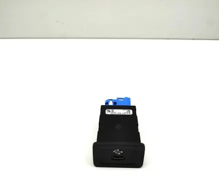 Mercedes-Benz EQA USB socket connector A2478207302