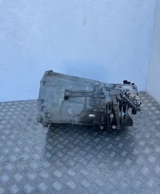 Volkswagen Crafter Manual 6 speed gearbox 711680 9062604400 HVW