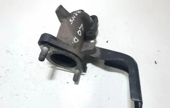 KIA Carens I Exhaust manifold