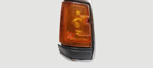 Nissan 720 Front indicator light IKI5111 6180