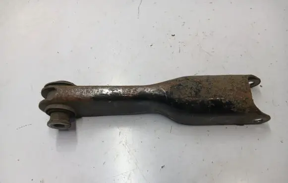 Land Rover Discovery 5 Rear control arm CPLA5K899A