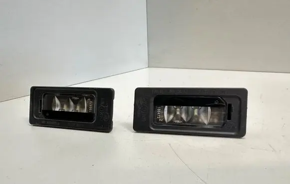 Volkswagen PASSAT B7 Number plate light 3AF943021A