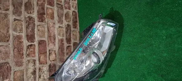 Nissan Qashqai Headlight/headlamp