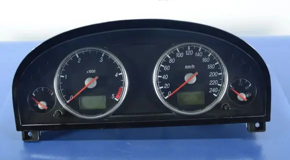 Ford Mondeo Mk III Speedometer (instrument cluster) 2S7F-10849-SB