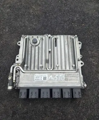 BMW 5 G30 G31 G38 Engine control unit/module 0261S19747 030732234 8489447