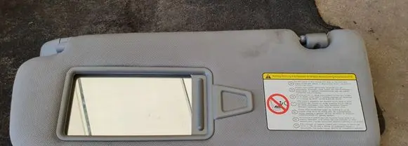 KIA Sorento Sun visor