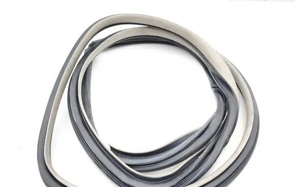 Toyota Prius (XW30) Rear door rubber seal (on body)