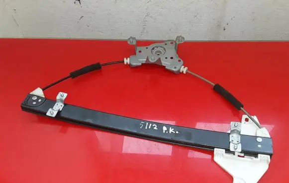 Chevrolet Captiva Front window lifting mechanism without motor NOCODE