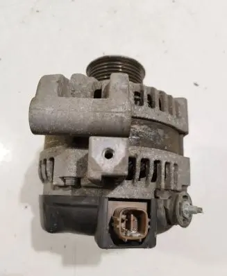 Toyota Avensis T270 Generator/alternator 270600r080