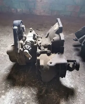 Chrysler Voyager Manual 5 speed gearbox 73644 431020