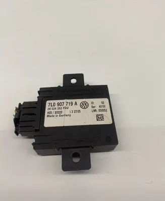 Volkswagen Touareg I Alarm control unit/module 7L0907719A 12203806 28024252F