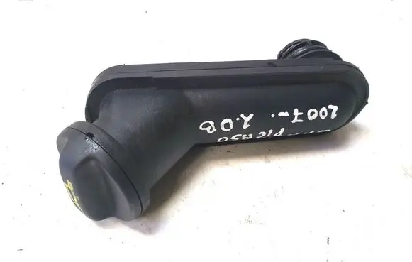 Citroen C4 I Picasso Oil fill pipe 
