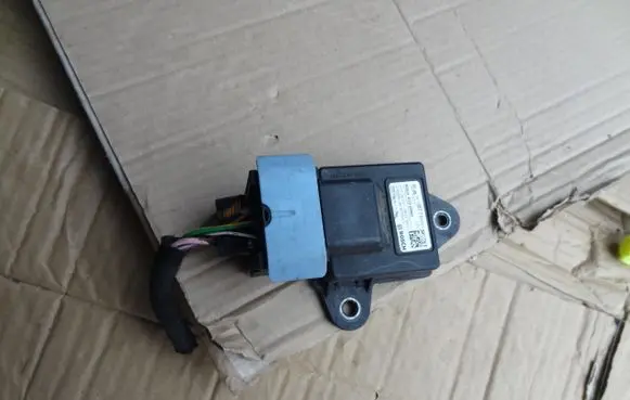 Peugeot 308 Start/Stop control module 9677871680