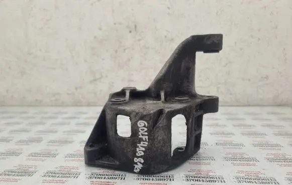 Volkswagen Golf IV Engine mounting bracket 028145523E