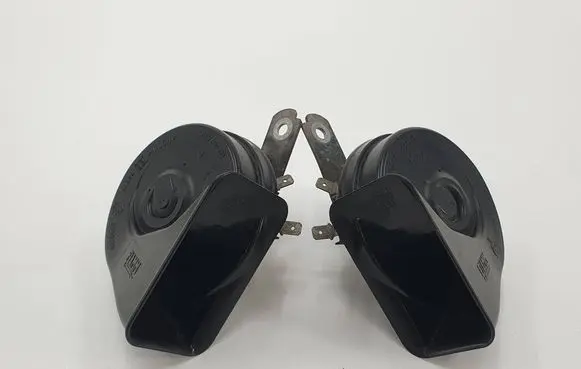 Chrysler Town & Country V Horn signal