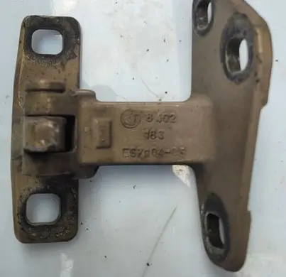 BMW X5 E53 Tailgate/trunk/boot hinge