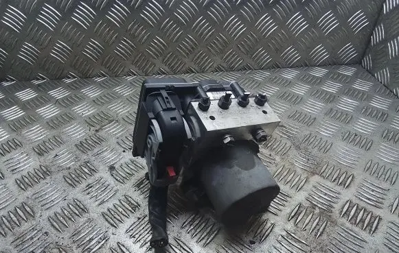Audi A4 S4 B7 8E 8H ABS Pump 8E0614517BH 8E0910517J 8E0910517