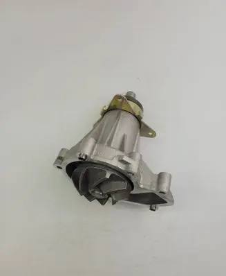 Mercedes-Benz Vito Viano W638 Water pump A6012000920