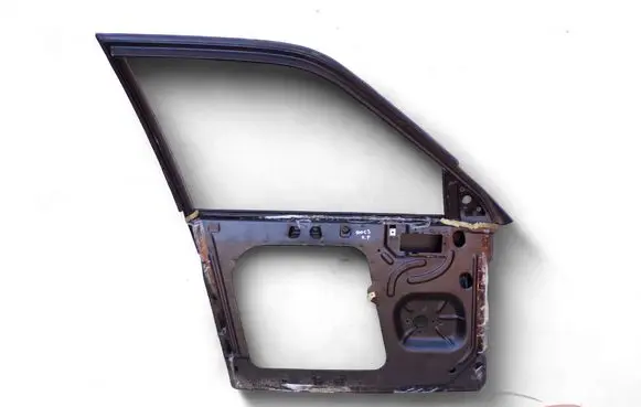 Audi 100 200 5000 C3 Front door window/glass frame 