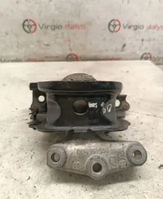 Peugeot 207 Engine mount bracket 9653095980