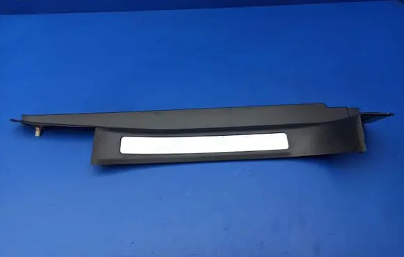 Mercedes-Benz C W203 Side skirt rear trim A2036800935
