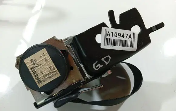 Mazda 3 I Rear seatbelt 606406300