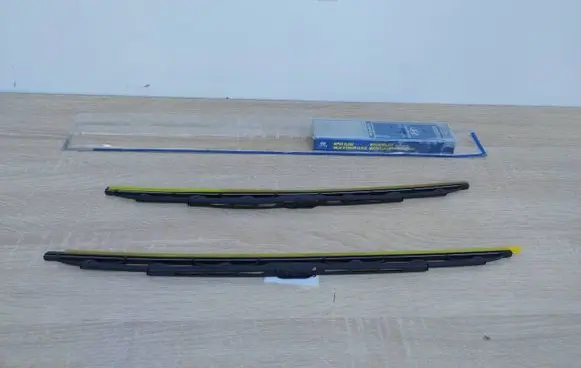 Hyundai Santa Fe Front wiper blade arm 98350-26000
