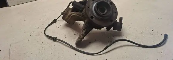Citroen C3 Front wheel hub