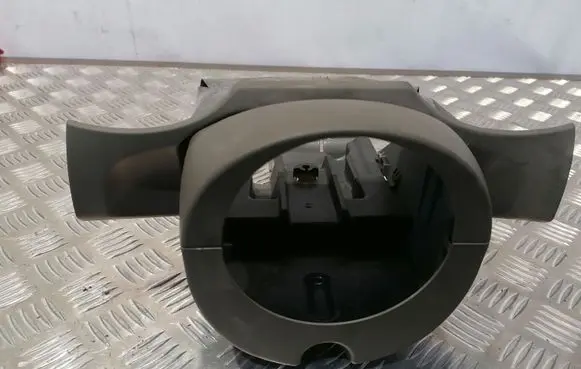 Steering wheel column trim
